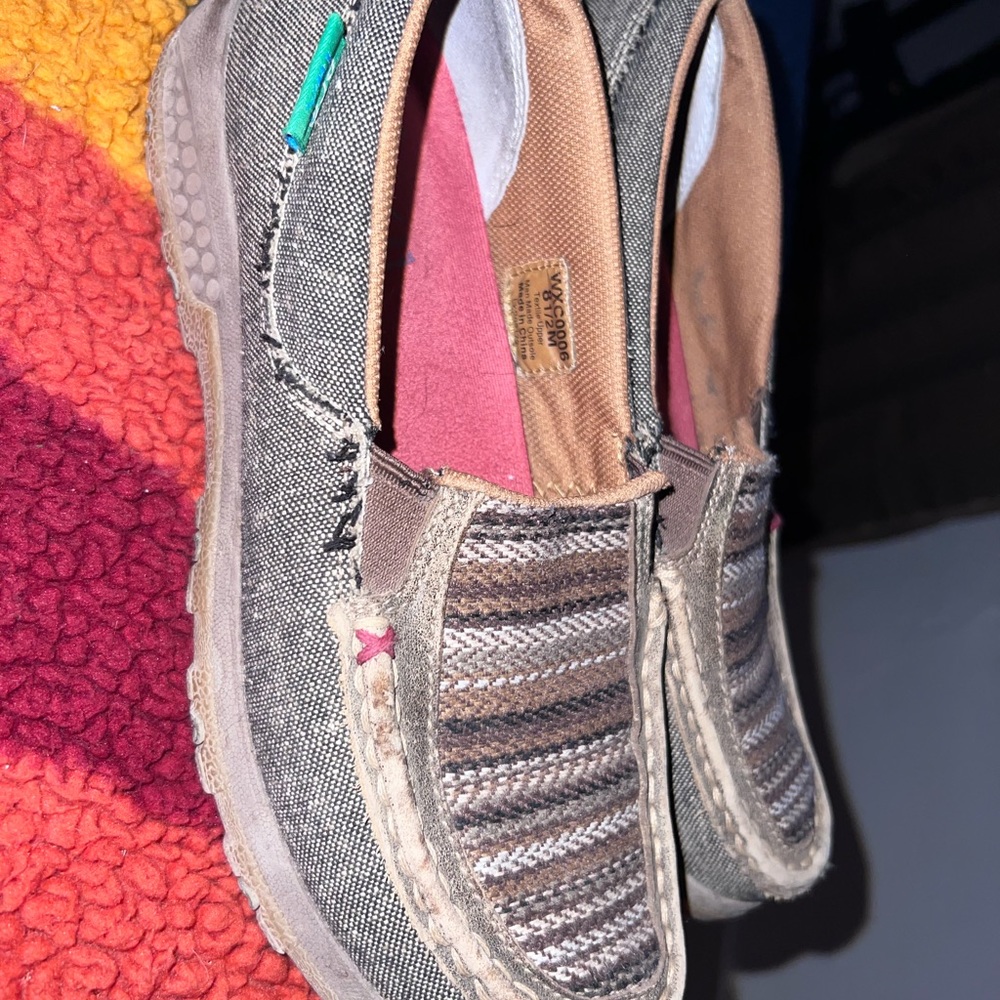 Twisted X. Lightly worn. Super comfortable slip on shoes!
